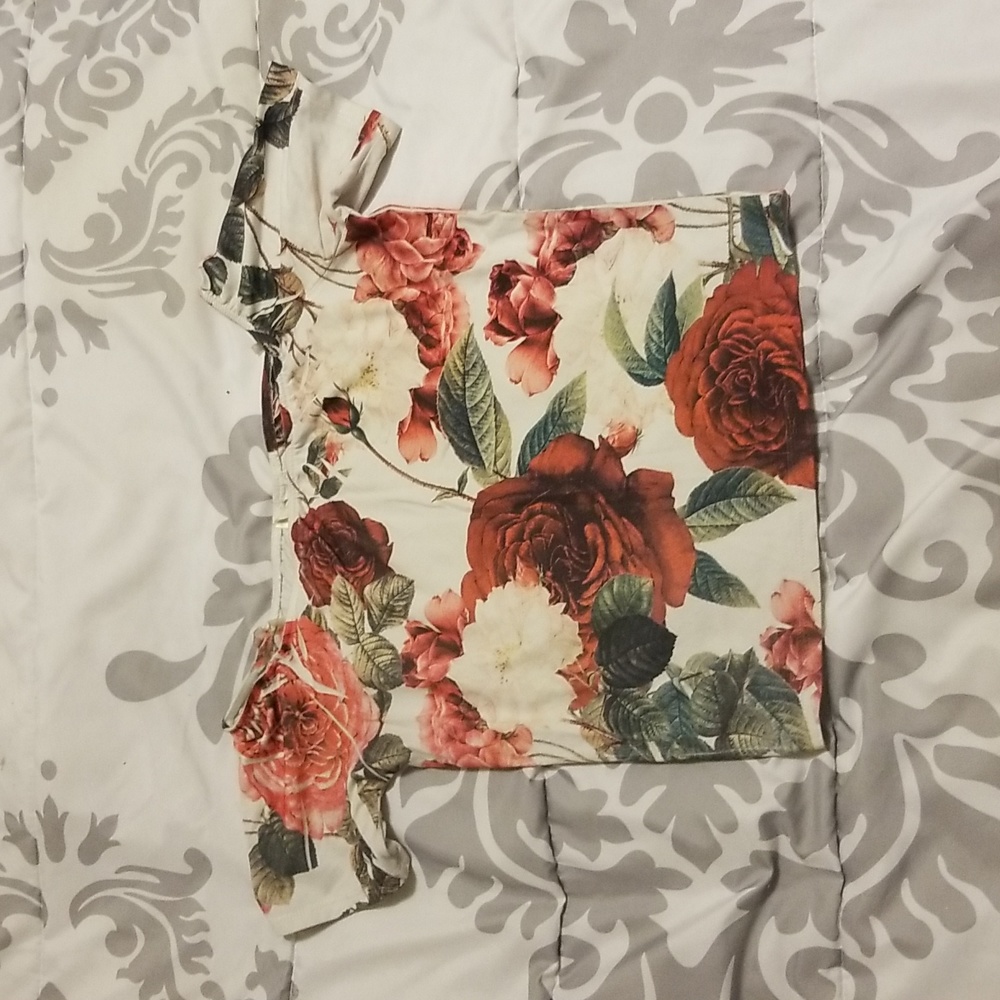 Gaze, Medium, floral